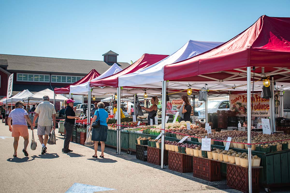 Oktobertfest-ST JACOBS FARMER'S MARKET II