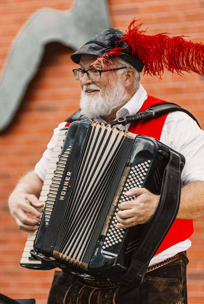 Oktobertfest-Sounds of accordion will fill the streets of the Willkommen Platz in Downtown Kitchener