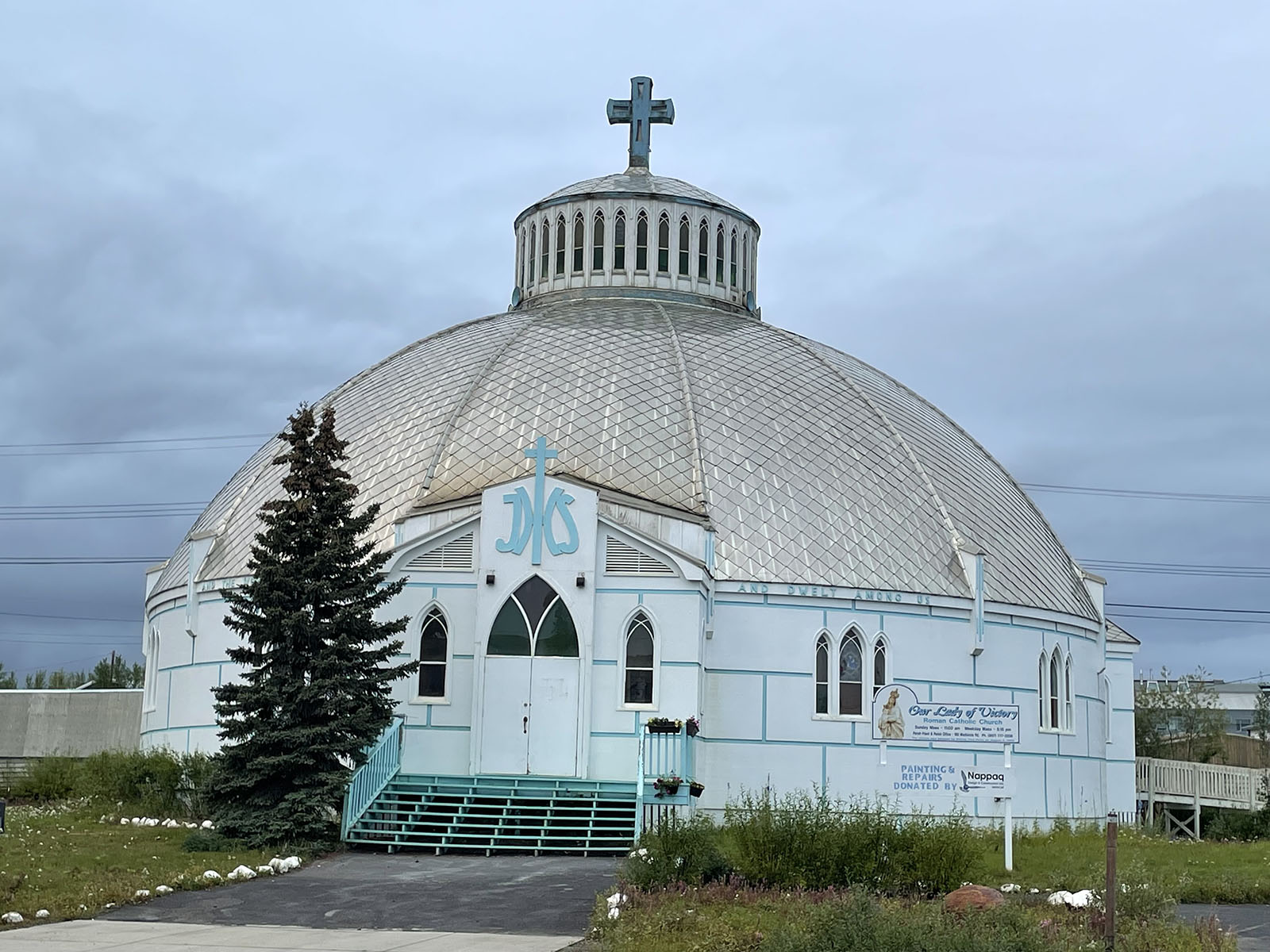 YUKON-&-ALASKA---DAIMOND-TOOTH-GERTIES-SHOW