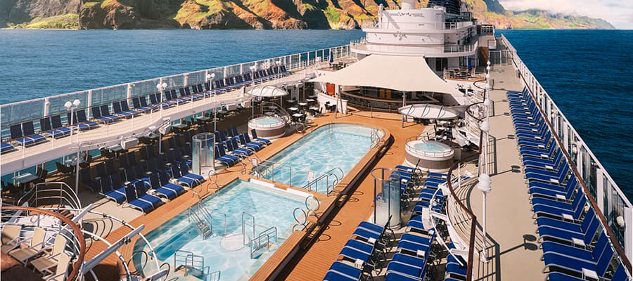 Pride of America pool